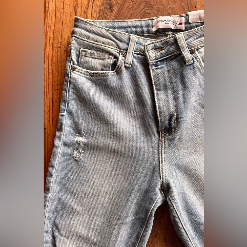 Distressed Skinny Jeans